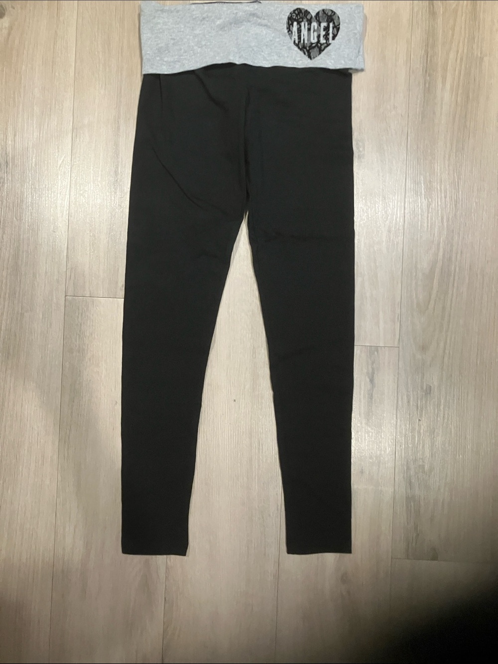 Victoria’s Secret leggings (short) size S